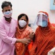 هل لجأت السلطات الصحية في الهند إلى علاج مصابي كورونا بالقرآن؟