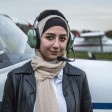 من هي مايا غزال التي أصبحت أول لاجئة سورية تقود طائرة؟