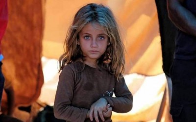 صورة "سندريلا المخيمات" التقطها مصور سوري وليس صحفي بريطاني