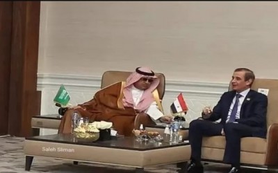 هل تظهر الصورة أول لقاء ثنائي منذ 10 سنوات بين رئيس المخابرات السوري ونظيره السعودي؟