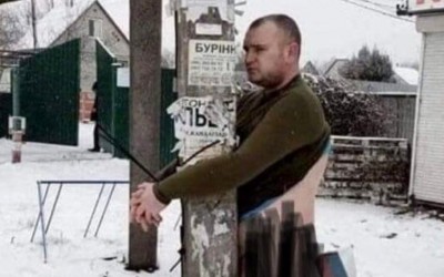 هذه الصورة مفبركة ولا تُظهر أسيرا روسيا في أوكرانيا
