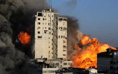 المقطع قديم وليس لقصف قوات الاحتلال لقطاع غزة حديثا