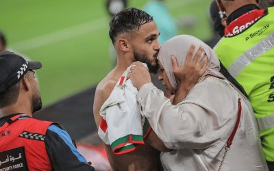 ما حقيقة نبأ وفاة والدة لاعب منتخب المغرب سفيان بوفال؟