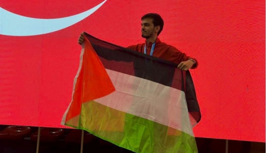 ما حقيقة سحب الاتحاد الأوروبي لقب بطولة من رياضي تركي بسبب رفعه علم فلسطين؟