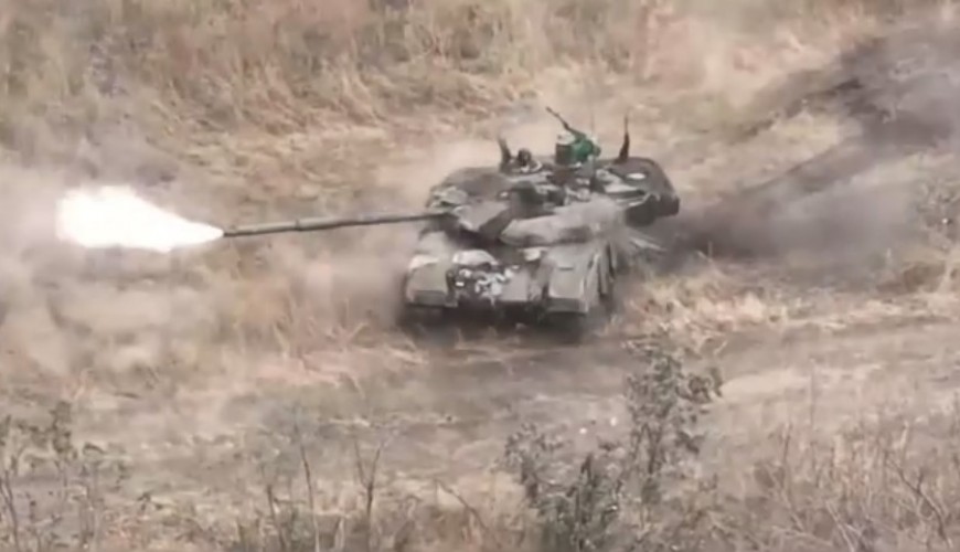 هذا الفيديو ليس لاستهداف كتائب القسام دبابة ميركافا الإسرائيلية حديثاً
