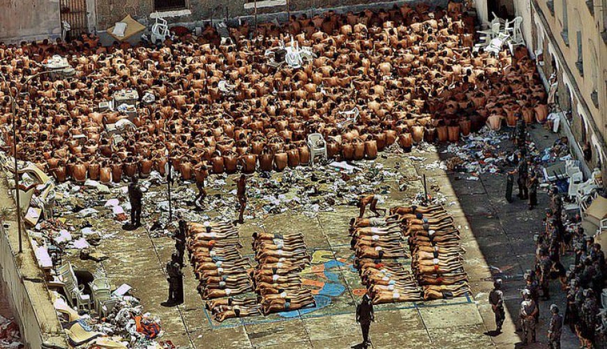 هذه الصورة من فيلم برازيلي عن سجن  "كارانديرو"  وليست لسجن تدمر