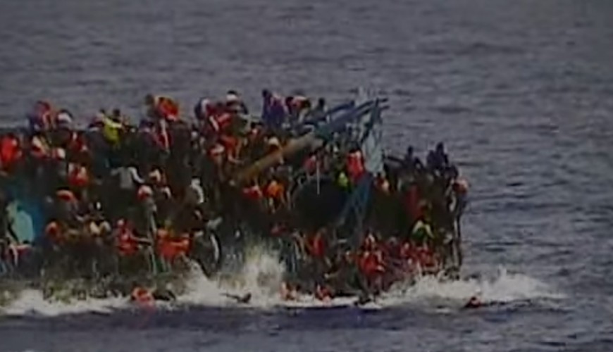 هذا الفيديو ليس لغرق مركب مهاجرين على حدود اليونان مؤخراً